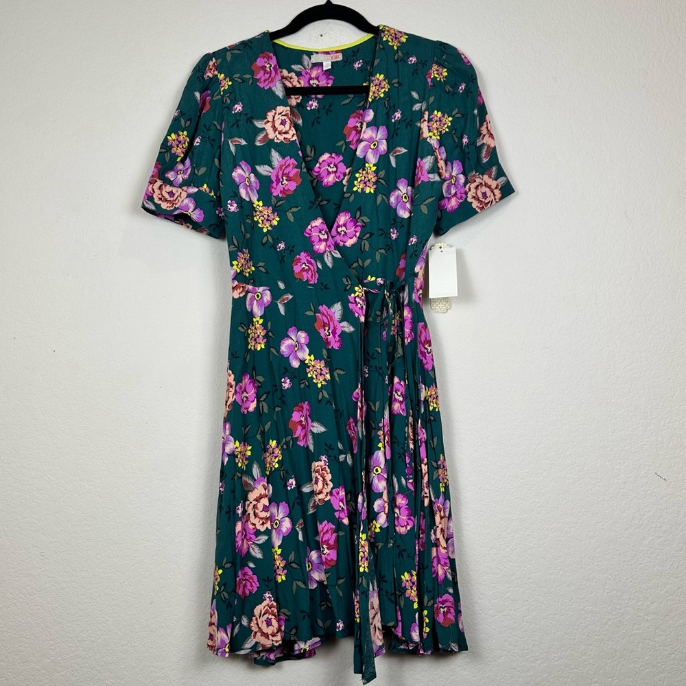 GB green floral wrap dress with sleeves size M